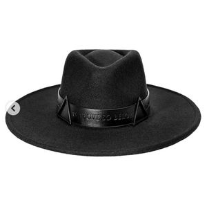 Wide brim fedora
